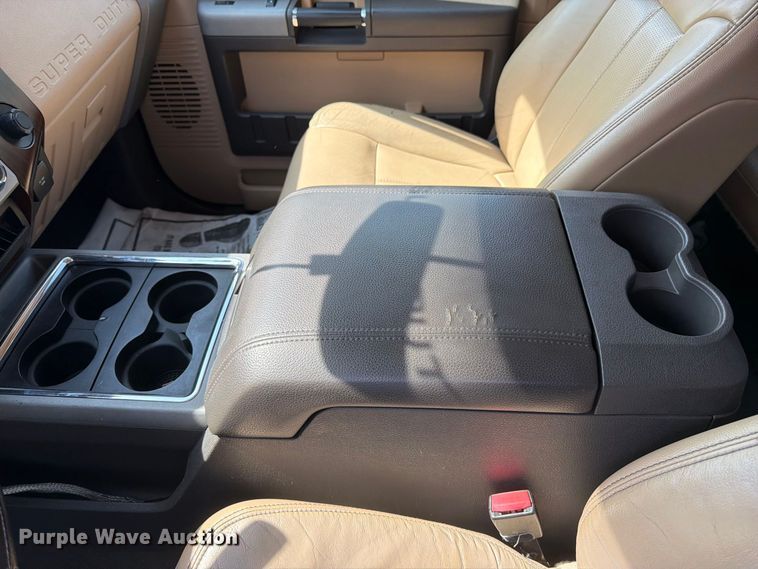 image for item FK3361 2013 Ford F250 Super Duty Crew Cab pickup truck