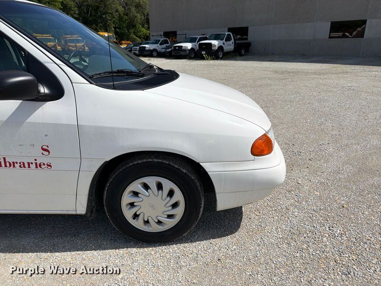 image for item FK3362 1998 Ford Windstar van