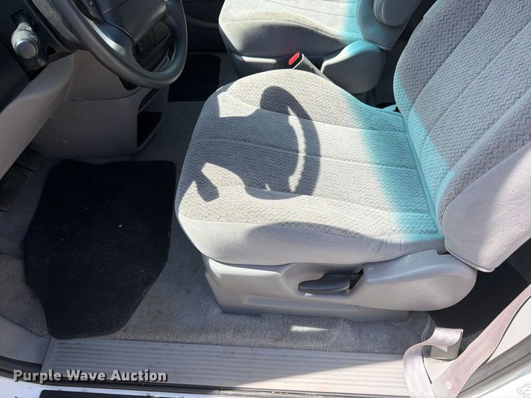 image for item FK3362 1998 Ford Windstar van