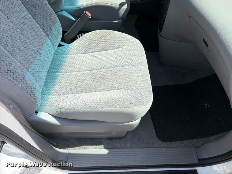 image for item FK3362 1998 Ford Windstar van