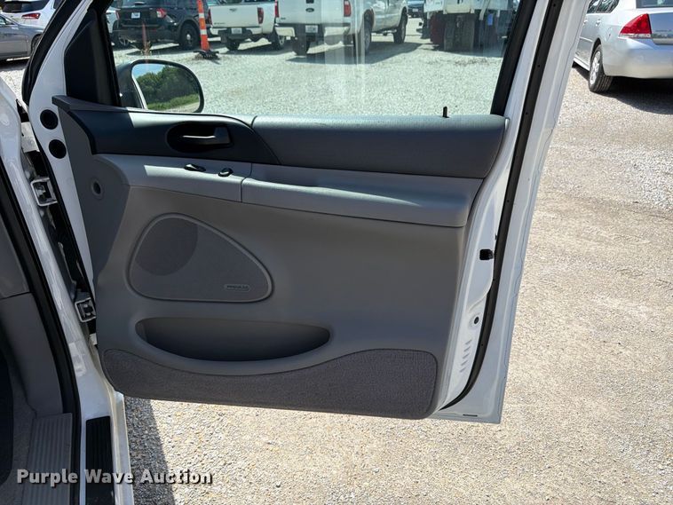 image for item FK3362 1998 Ford Windstar van