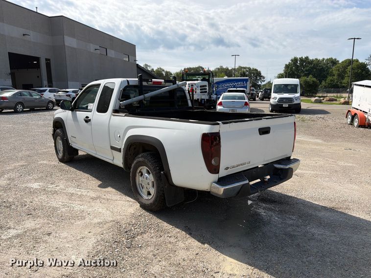 image for item FK3363 2005 Chevrolet Colorado Ext. Cab pickup truck