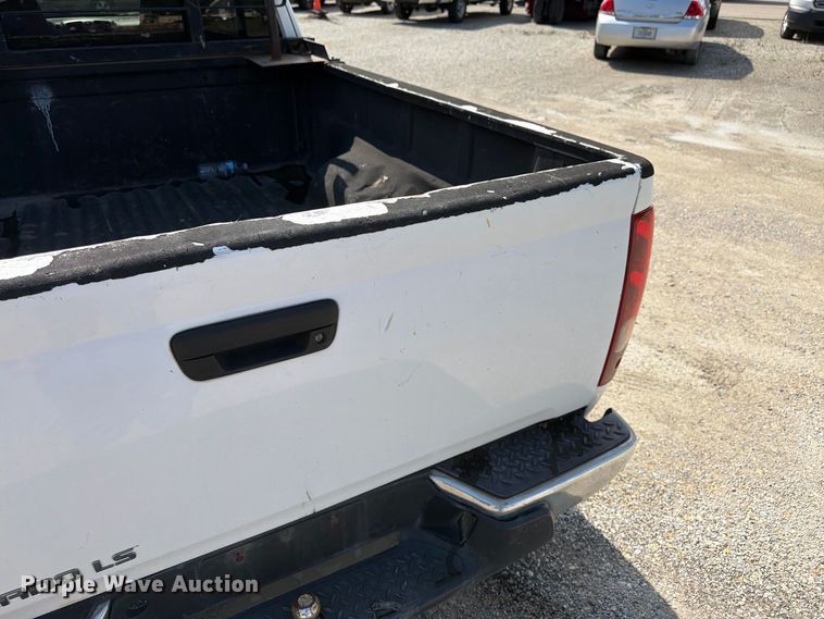 image for item FK3363 2005 Chevrolet Colorado Ext. Cab pickup truck