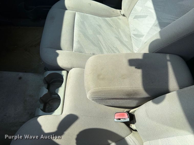 image for item FK3363 2005 Chevrolet Colorado Ext. Cab pickup truck