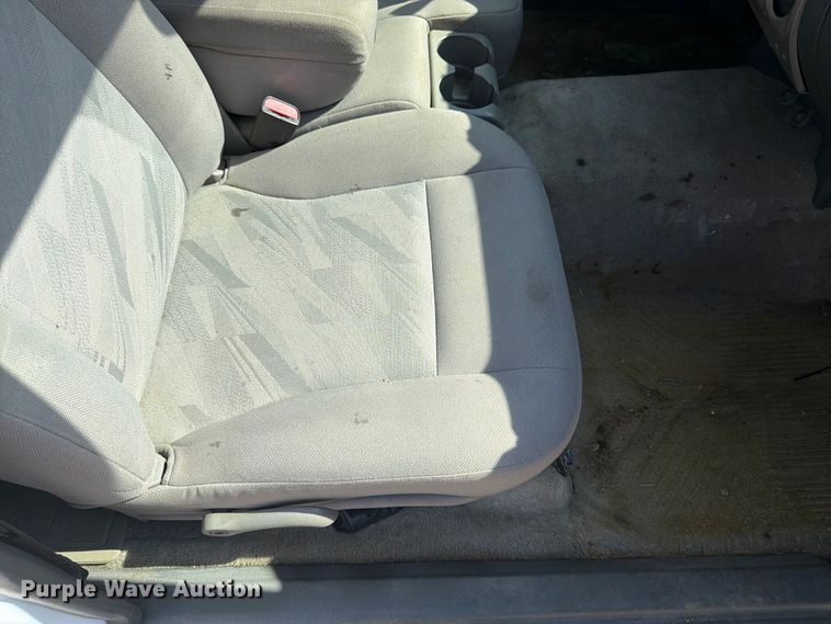 image for item FK3363 2005 Chevrolet Colorado Ext. Cab pickup truck