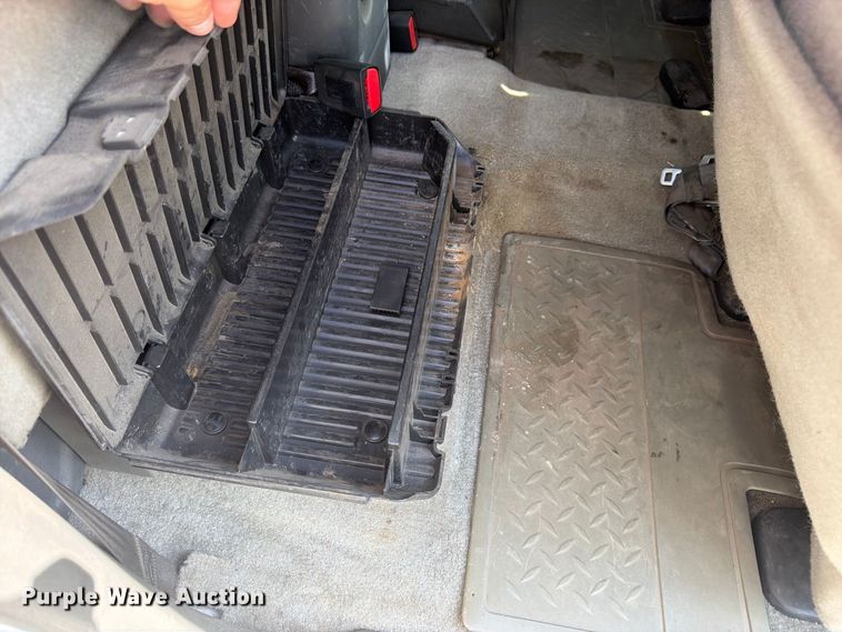 image for item FK3363 2005 Chevrolet Colorado Ext. Cab pickup truck