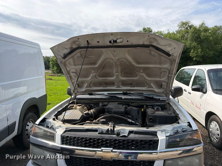 image for item FK3363 2005 Chevrolet Colorado Ext. Cab pickup truck