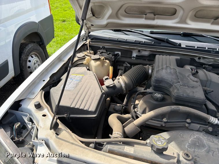 image for item FK3363 2005 Chevrolet Colorado Ext. Cab pickup truck