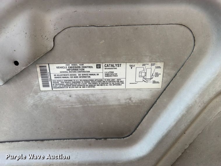 image for item FK3363 2005 Chevrolet Colorado Ext. Cab pickup truck