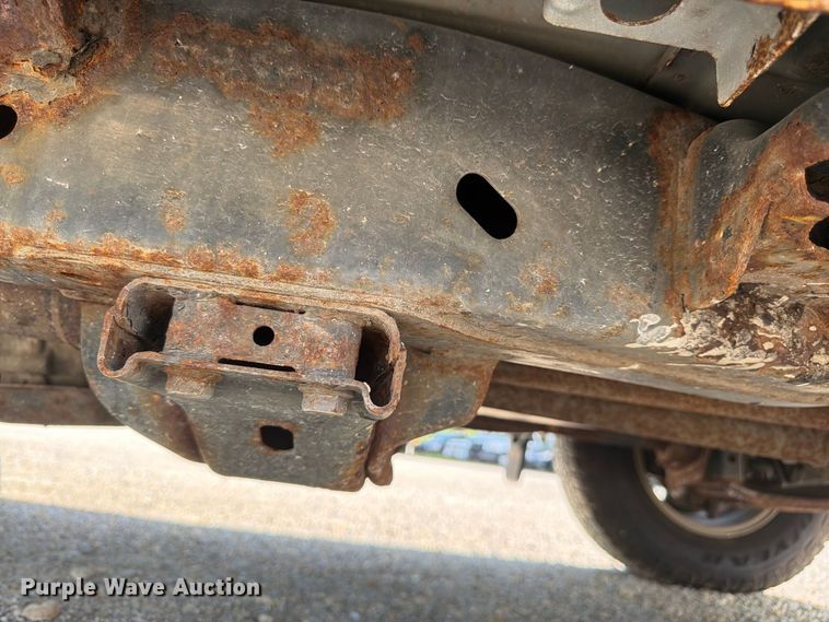image for item FK3363 2005 Chevrolet Colorado Ext. Cab pickup truck