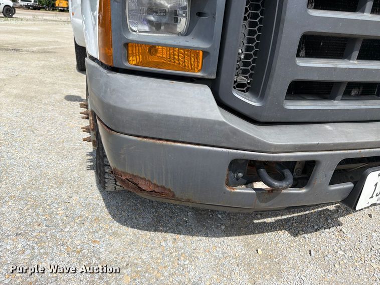 image for item FK3365 2005 Ford F350 Super Duty pickup truck
