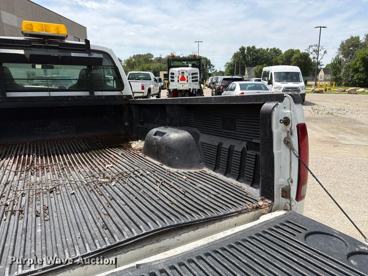 image for item FK3365 2005 Ford F350 Super Duty pickup truck