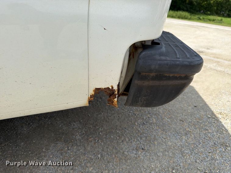 image for item FK3365 2005 Ford F350 Super Duty pickup truck