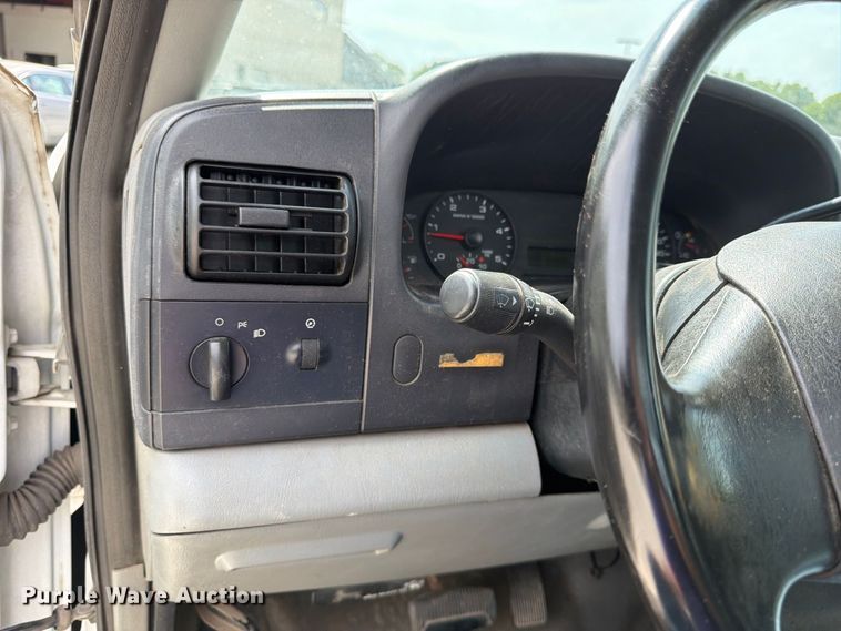 image for item FK3365 2005 Ford F350 Super Duty pickup truck