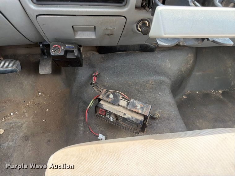 image for item FK3365 2005 Ford F350 Super Duty pickup truck