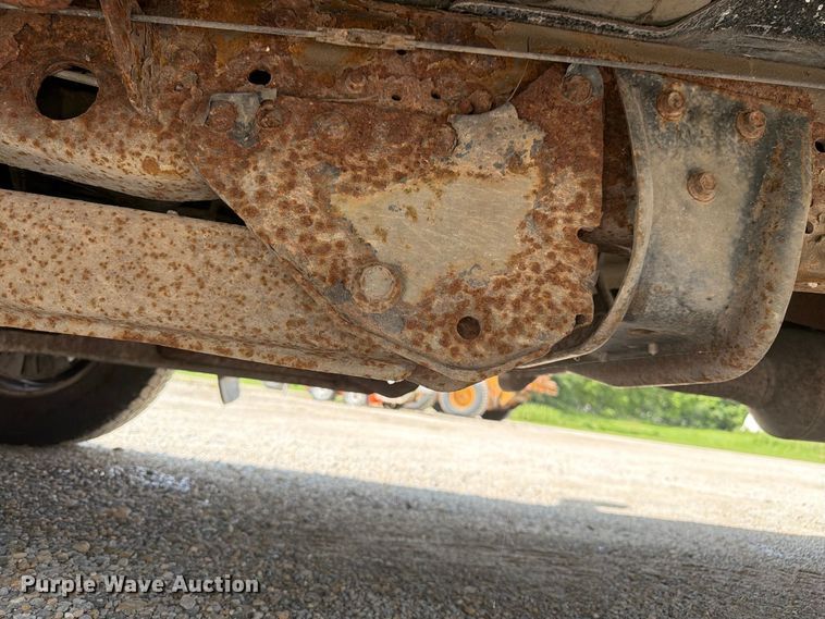 image for item FK3365 2005 Ford F350 Super Duty pickup truck
