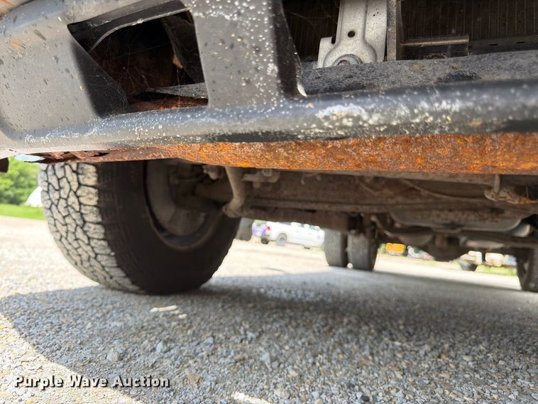 image for item FK3365 2005 Ford F350 Super Duty pickup truck