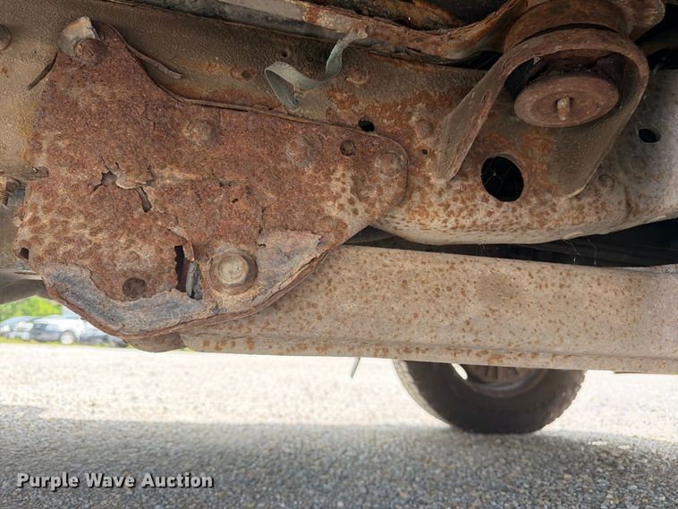 image for item FK3365 2005 Ford F350 Super Duty pickup truck
