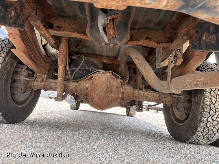 image for item FK3365 2005 Ford F350 Super Duty pickup truck