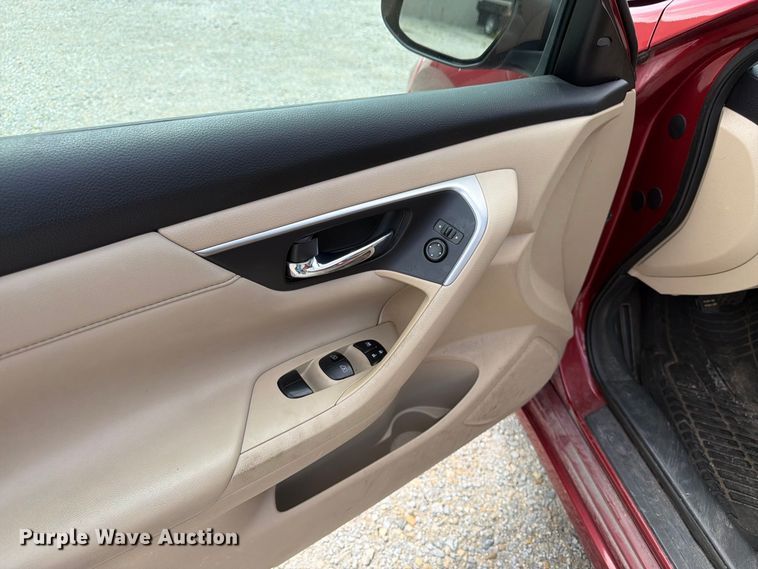 image for item FK3366 2016 Nissan Altima 