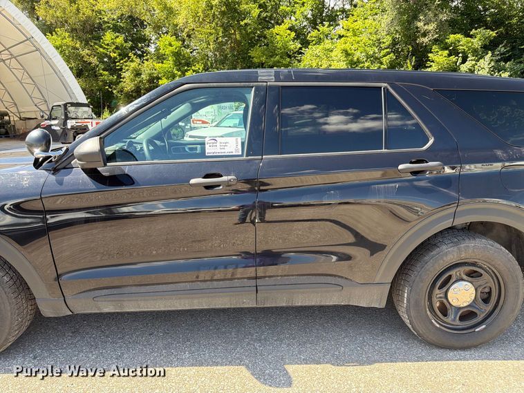image for item FK3370 2022 Ford Explorer Police Interceptor SUV