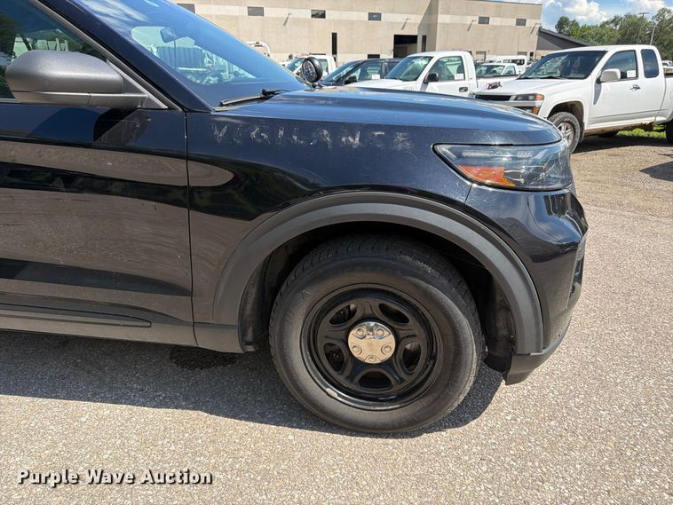 image for item FK3370 2022 Ford Explorer Police Interceptor SUV