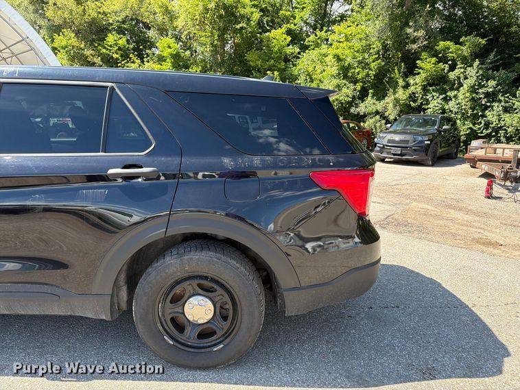 image for item FK3370 2022 Ford Explorer Police Interceptor SUV