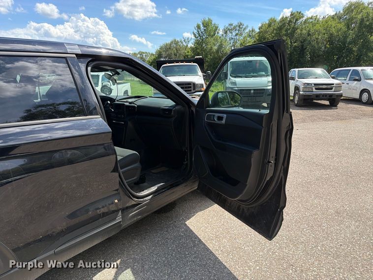 image for item FK3370 2022 Ford Explorer Police Interceptor SUV