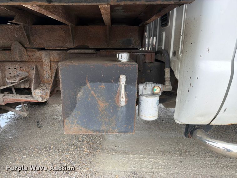 image for item FK3372 2003 Ford F450 Super Duty dump truck