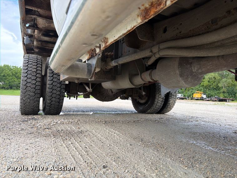 image for item FK3372 2003 Ford F450 Super Duty dump truck