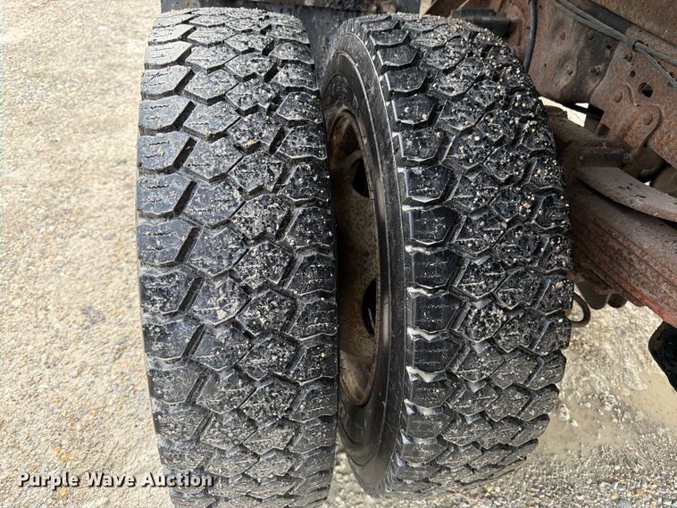 image for item FK3372 2003 Ford F450 Super Duty dump truck