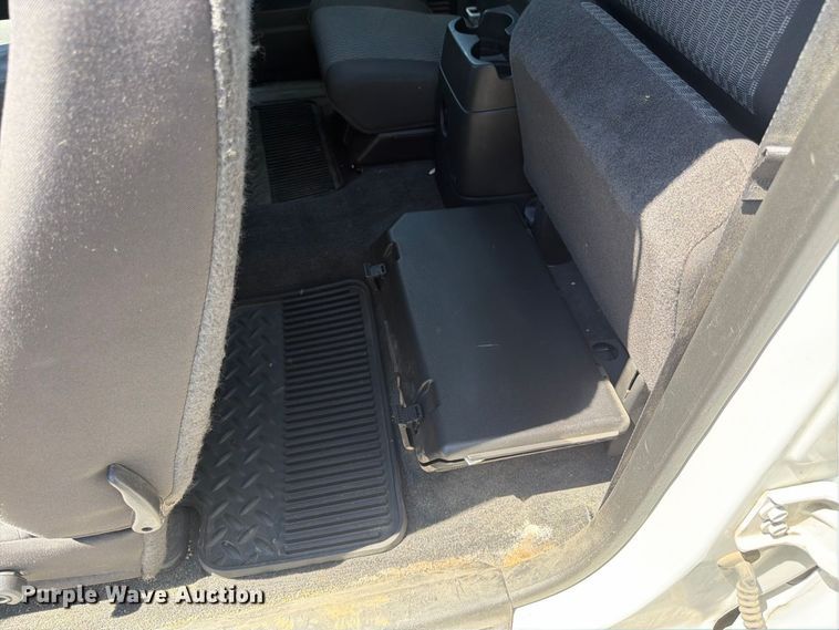 image for item FK3373 2012 Chevrolet Colorado Ext. Cab pickup truck