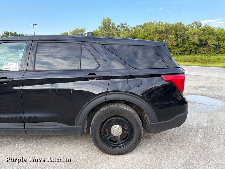 image for item FK3374 2021 Ford Explorer Police Interceptor SUV