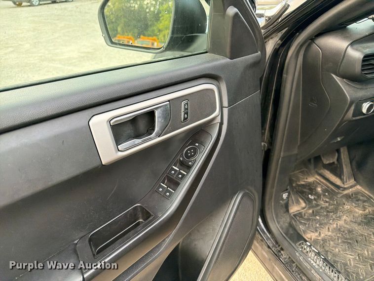 image for item FK3374 2021 Ford Explorer Police Interceptor SUV