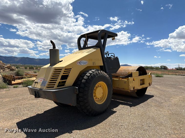 image for item FK4598 2000 Bomag BW213 D-3 single drum roller