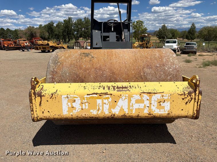 image for item FK4598 2000 Bomag BW213 D-3 single drum roller