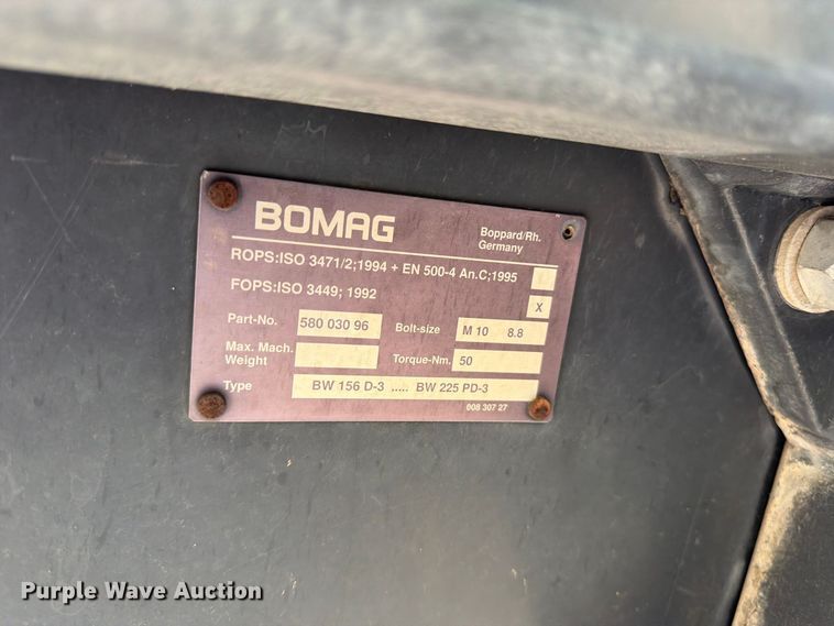 image for item FK4598 2000 Bomag BW213 D-3 single drum roller