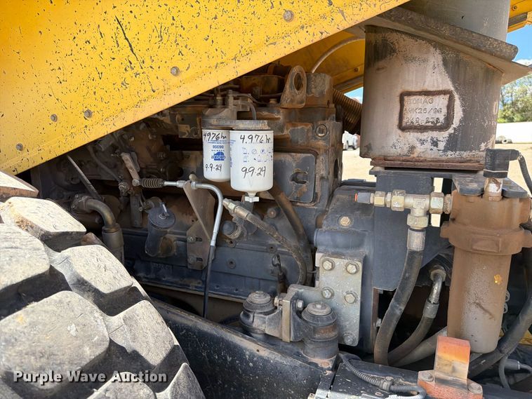 image for item FK4598 2000 Bomag BW213 D-3 single drum roller