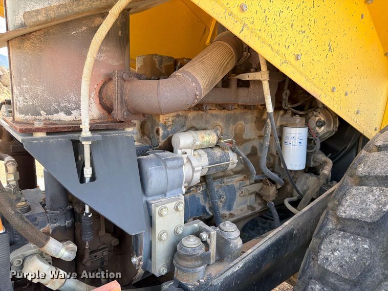 image for item FK4598 2000 Bomag BW213 D-3 single drum roller
