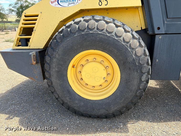 image for item FK4598 2000 Bomag BW213 D-3 single drum roller
