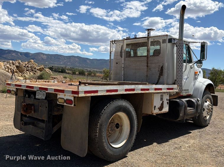 image for item FK4599 1999 International 4900 flatbed truck