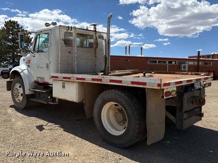 image for item FK4599 1999 International 4900 flatbed truck