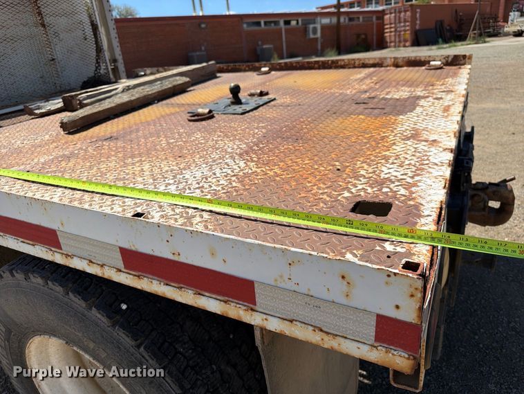 image for item FK4599 1999 International 4900 flatbed truck
