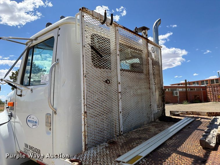 image for item FK4599 1999 International 4900 flatbed truck