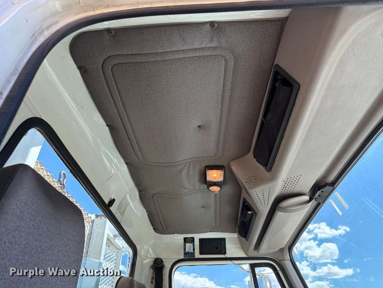 image for item FK4599 1999 International 4900 flatbed truck