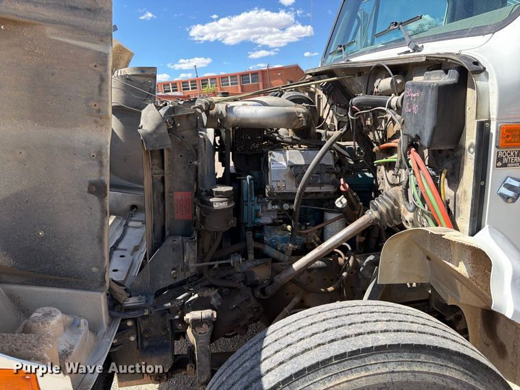 image for item FK4599 1999 International 4900 flatbed truck