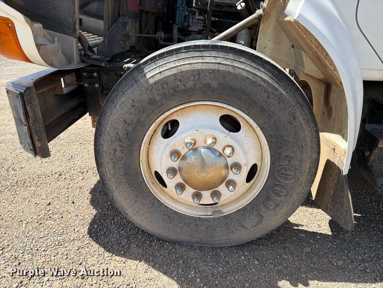 image for item FK4599 1999 International 4900 flatbed truck