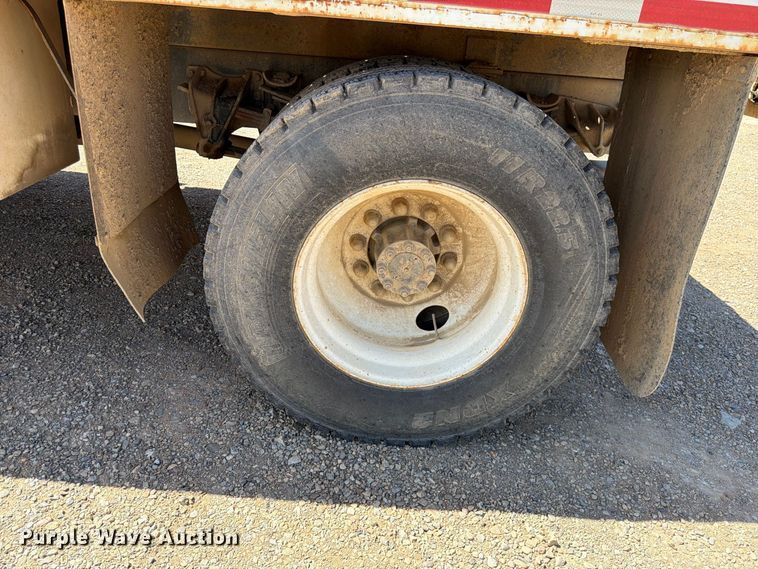 image for item FK4599 1999 International 4900 flatbed truck