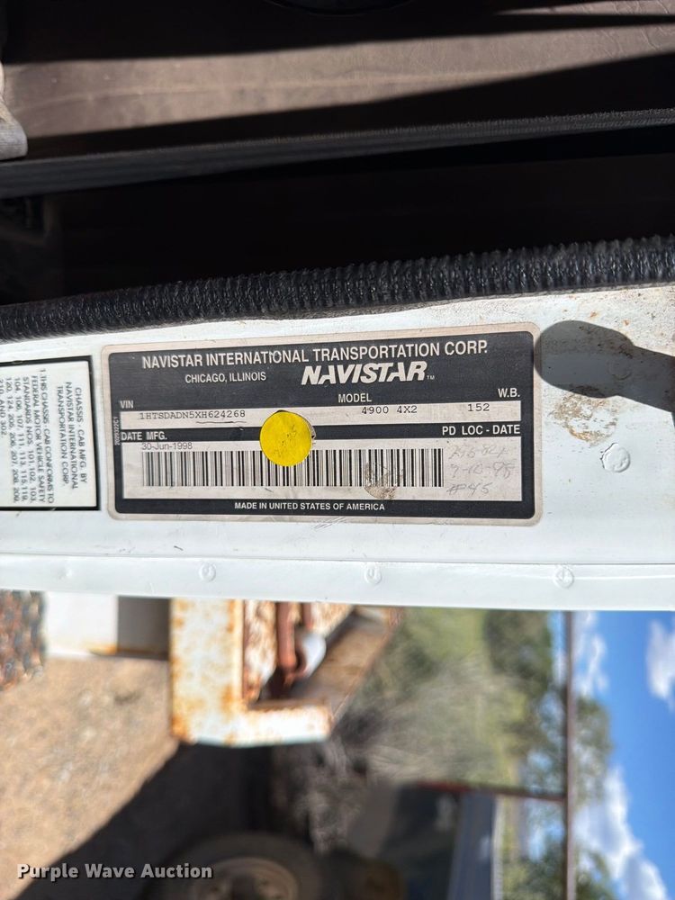 image for item FK4599 1999 International 4900 flatbed truck