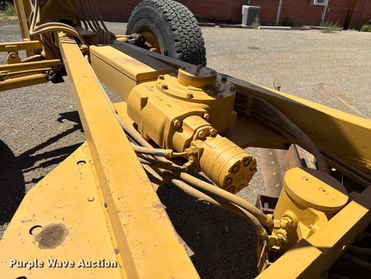 image for item FK4600 1992 Caterpillar 140G motor grader